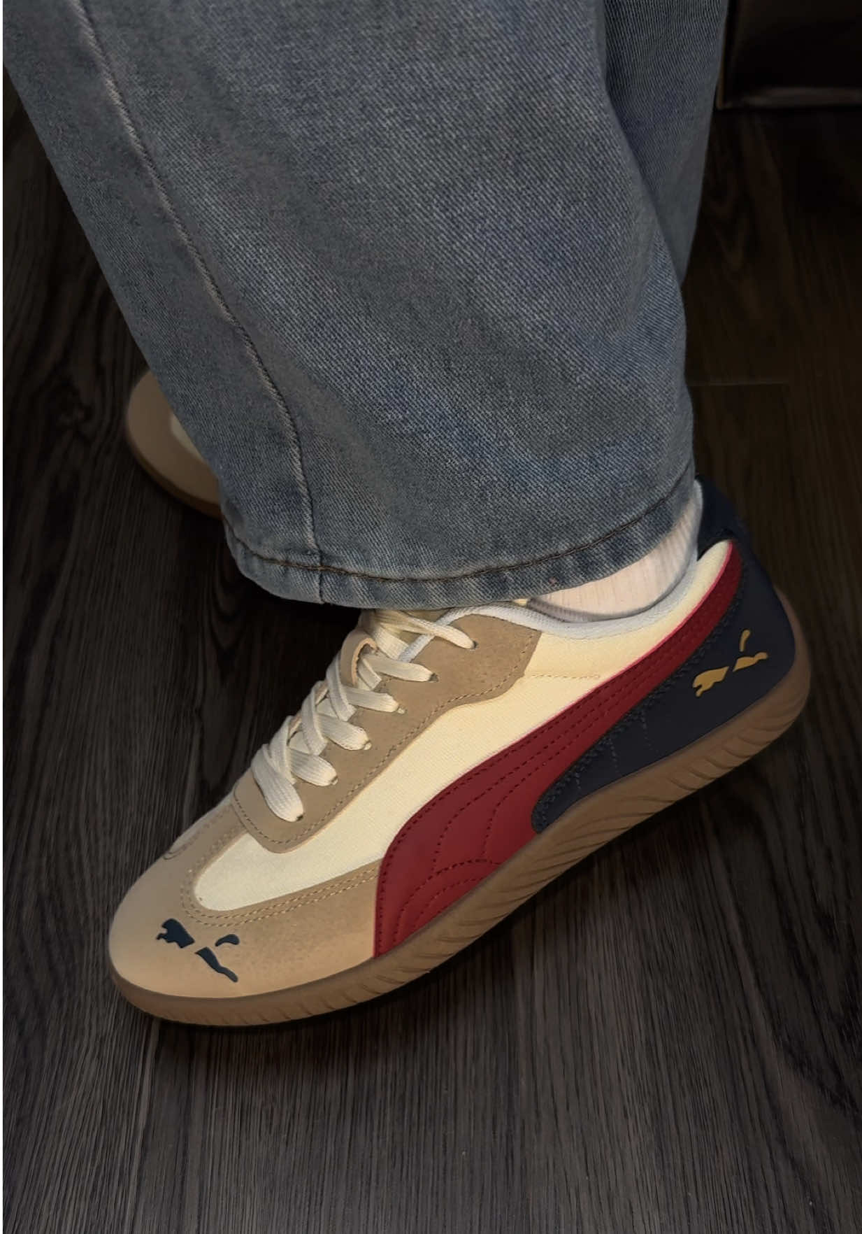 Quả giày báo đời :)) cho anh em tham khảo nè #giaysneaker #giaythethao #giaynam #leosneaker47 