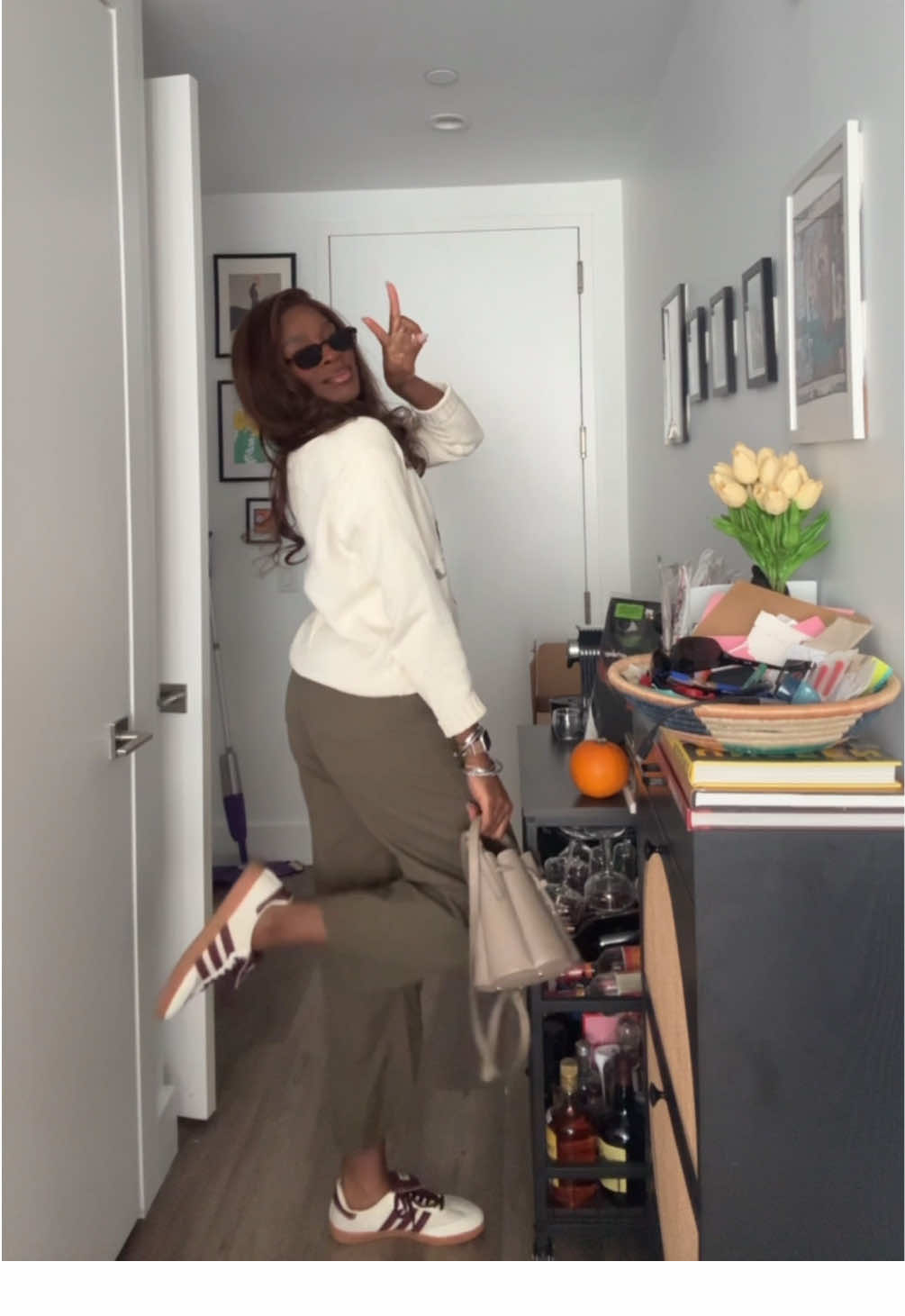 Proof of life + #OOTD #ny #nyc #ootdinspo #ootdinspiration 