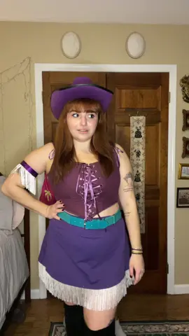 last halloweekend post! you can see the exact moment i stop acting and just lose it #onepiece #halloween #nicorobin #frankyonepiece #frobin 