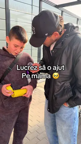 Ce emotii🥺 Mergem să le cumpărăm tot ce au nevoie?🫠 Dumnezeu acționează prin oameni❤️🙏#for #foryou #dimawhite #moldova #romania 