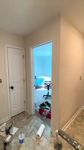 KRAY Contracting INC. 📍 repainted a hallway. ✅ #Springlake #painting #fy #fypシ #painter #sherwinwilliams 