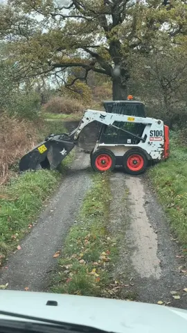 #councilworker#bobcat#funnyvideo 