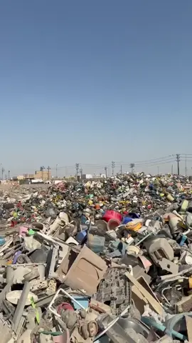 🌍♻️من النفايات إلى مورد مفيد! هذا الفيديو يمثل رحلة مشروعنا البيئي لتحويل مخلفات البلاستيك إلى منتجات عملية ومستدامة، مثل فلتر المياه، حاملة المفاتيح، و الأرقام التعليمية للأطفال. كل خطوة كانت نتيجة جهد كبير بين البحث، التجربة، والتصنيع، وتهدف لتوضيح أن التغيير يبدأ بخطوة صغيرة وأن إعادة التدوير مسؤولية كل واحد منا تجاه كوكبنا 🌱.  شكر خاص لأعضاء الفريق على مجهوداتهم وتواجدهم في الميدان، وكامل التقدير لصديقي  @hassan_hbtt☆🎨  الذي ساعدنا تطوعًا في إخراج الفيديو من خلال التصوير والمونتاج الرائعَين.  وشكر جزيل للمشرفة ‘إلهام’ على إلهامها المعنوي وأفكارها الرائعة طوال المشروع❤️. #بيئة_نظيفة  #إعادة_تدوير  #innovation #plasticrecycling #EcoFriendly 