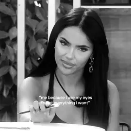 🫠 #foryoupage #لارا_اللبنانية #fyp @Laraseblini12 