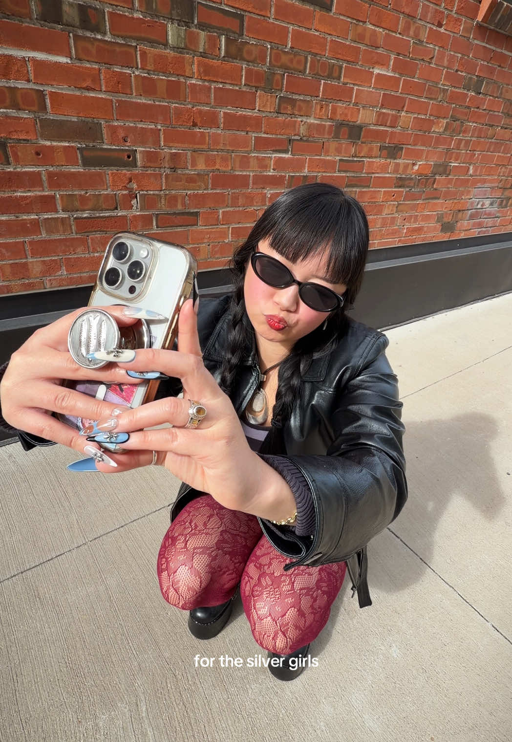 Silver girls riseee @PopSockets 