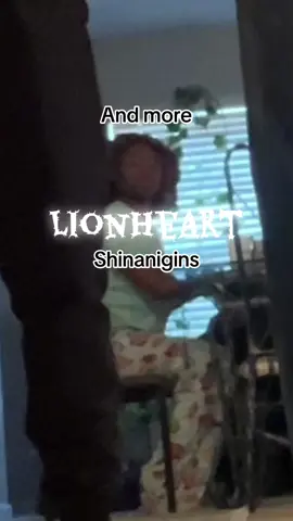 I told @goku dragon that I was gonna make a video with her.  Ft Twin LionHeart Aka Medusa #LIONX #ILLSTREET #lionxden #Fyp #krumpfam 