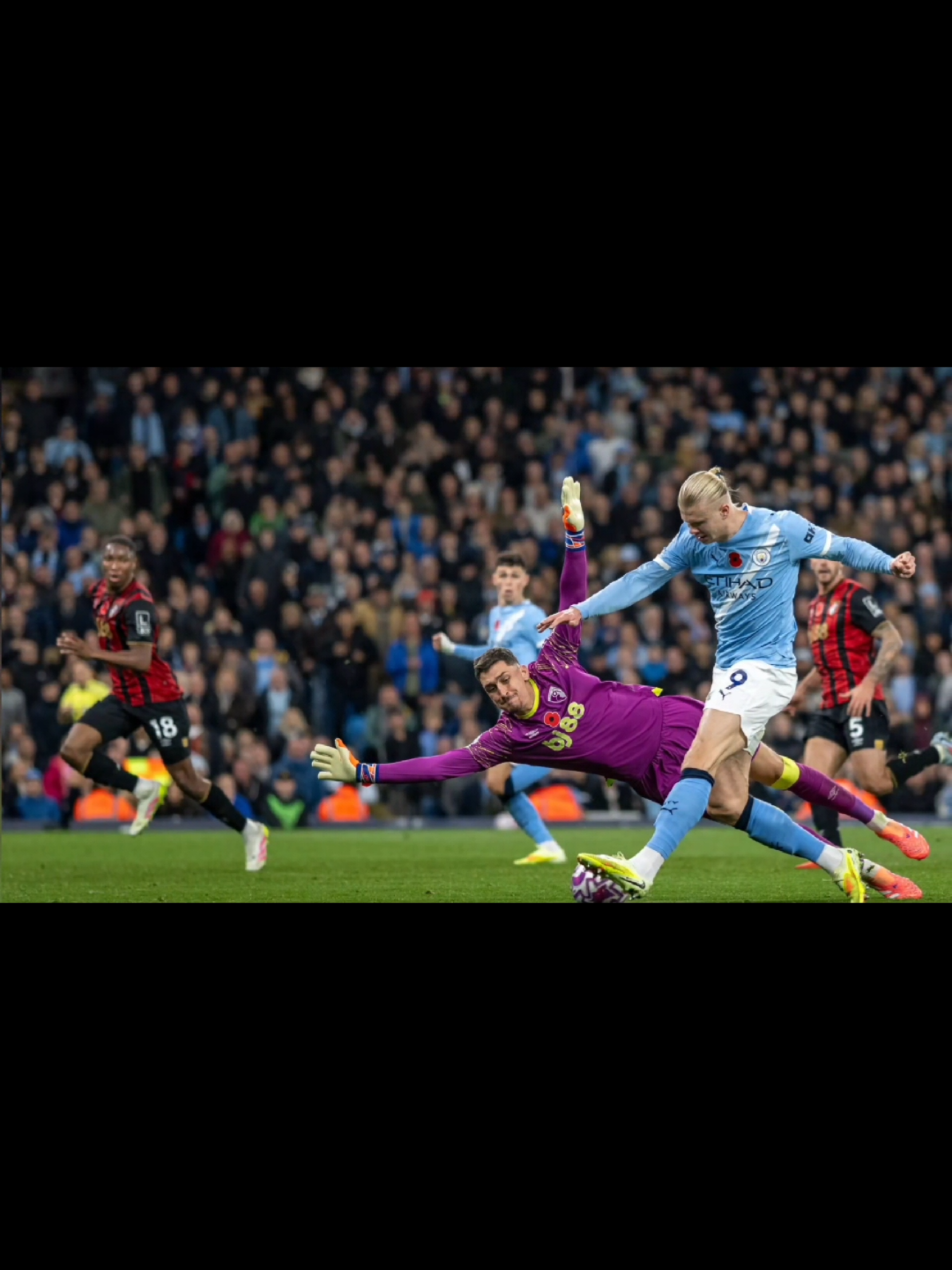 Peter Drury poetry🥰 on Manchester city vs Bournemouth 3-1🤩🔥 #peterdrurycommentary #fyp #mancityvsbournemouth #trendingvideo #viral_video 