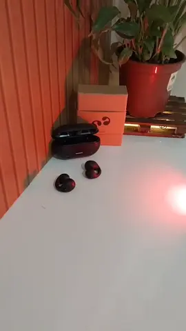 ✨ Descubra o poder da tecnologia moderna com o Fone de Ouvido HETO Ambie Sound! Com condução óssea e conexão Bluetooth, você ouve tudo sem bloquear o som ao redor — leve, confortável e cheio de estilo. E para quem ama praticidade, os Auriculares TWS Earbuds trazem som incrível e estojo de carregamento portátil, perfeitos para o dia a dia ou viagens. 🎧 Conforto, qualidade e inovação em um só clique. 👉 Clique no carrinho e garanta o seu! 🛒 #tiktokshopblackfridaybr #TikTokShop1111BR  #creatorsearchinsights 