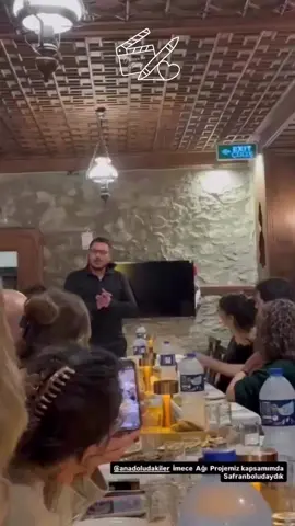 🗞✨️Os atores Gökberk Demirci e Gökberk Yıldırım participaram do evento “Anadoludakiler İmece Network Gathering”, que tem como objetivo resgatar o espírito tradicional de cooperação comunitária conhecido como imece e valorizar as raízes culturais da Anatólia.