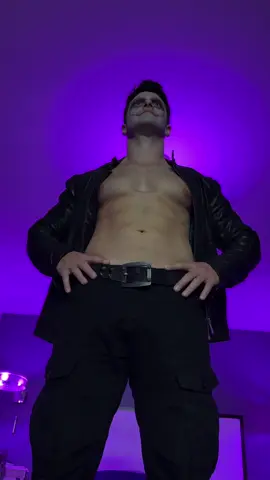 What’s the matter babe? You’ve barely touched your…. me #masktok #thecrow #spookyseason #darkromance #BookTok 