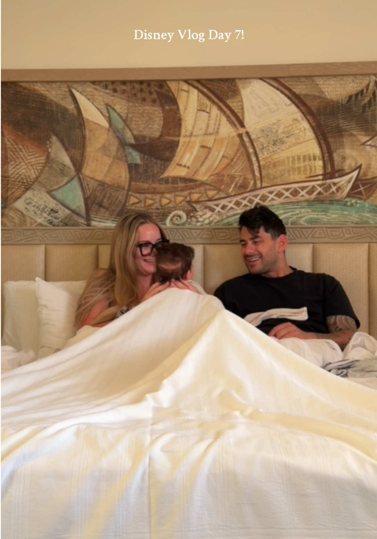 Last day in Disney! What a week🤍 #firsttimemom #disneyworld #disneymom #3monthsold #disneyvlog 