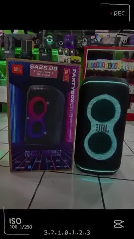 @computermax @ComputerMax PlazaMundo #jbl #bocinas #noviembre