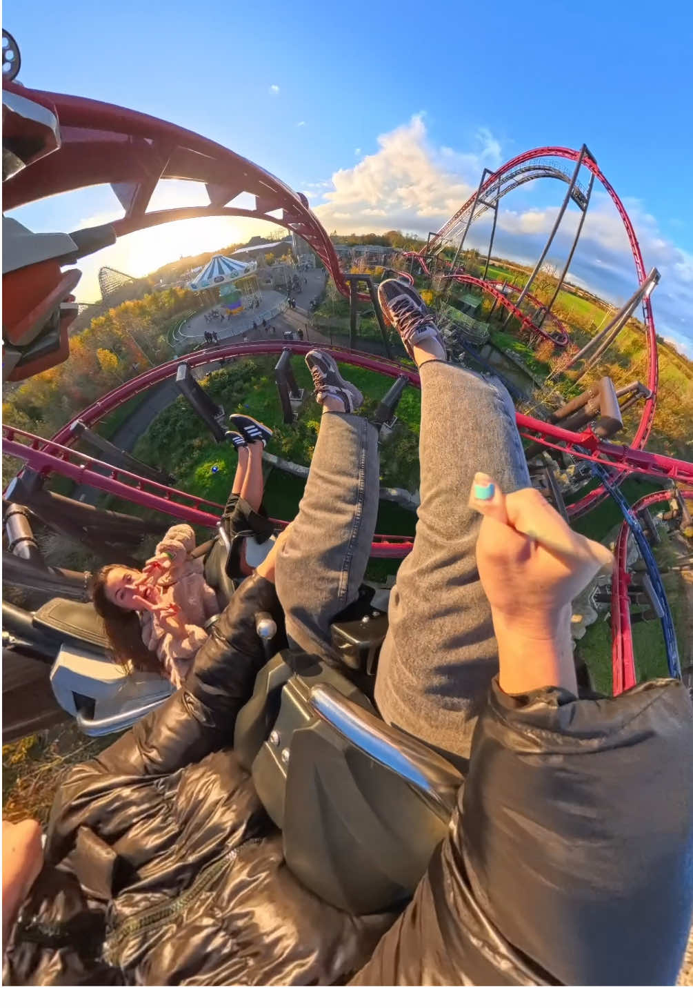 Ce parc d’attractions paraît irréel 😍 @Cleopatre 🍣 