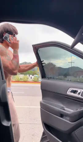 Las señoras me auxiliaron 🫡🙏🏻 #fitnessmotivation #reactionboy #aura #gymrat #gymmotivation 