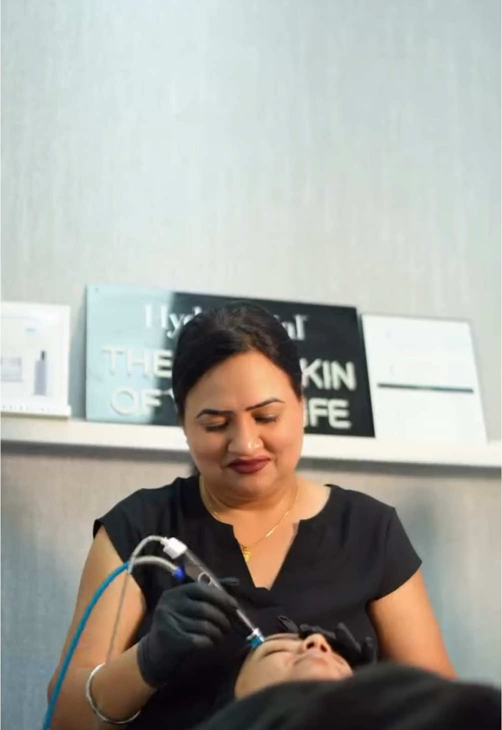 pov you started on your skincare journey with @rejuvamedispabrampton #khushitaj #hydrafacial, #khushitajwarraich #skincare #skincuticals