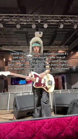 so full circle and i love you #smallartist #alternativerock #dominicfike #ivri #re6ce 