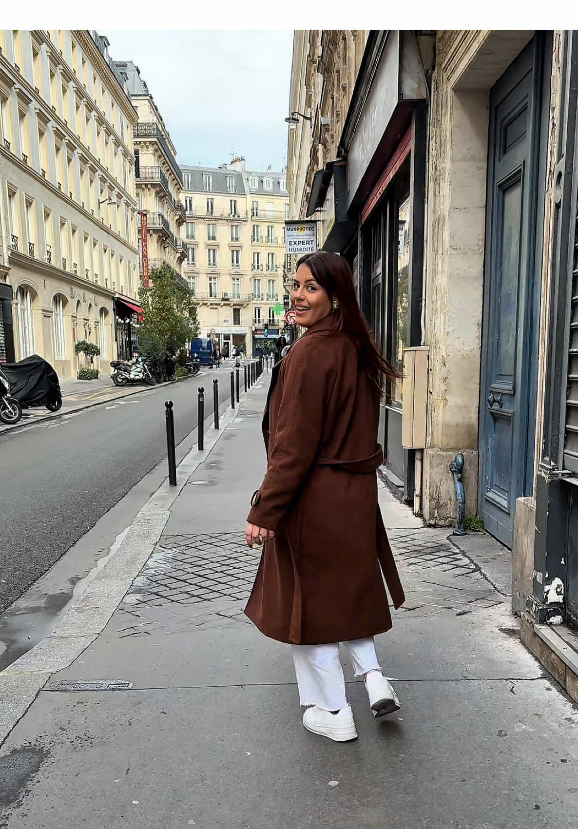 Une belle collab en plein Paris ✨ // insta bymaroua_  UGC FRANCE UGC CREATOR  Collaboration commerciale  Tu testes ?  #creatriceugc #spa #sortiraparis #creatriceugc #ugcfrance 