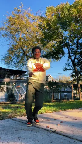 They knew we was gone pop outttt 😏🤏🏾 dc:@Him 3.0💫🐐 #itsreuusnoww 