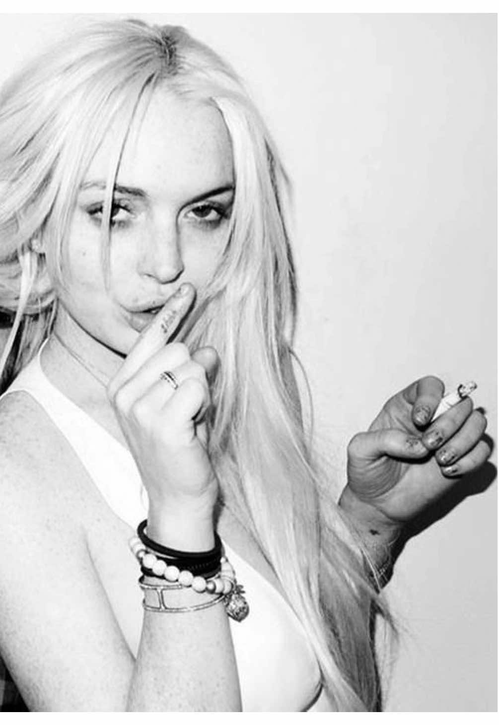 Sshhh #tumblr#2010s#olsentwins#lindsaylohan#moodboard