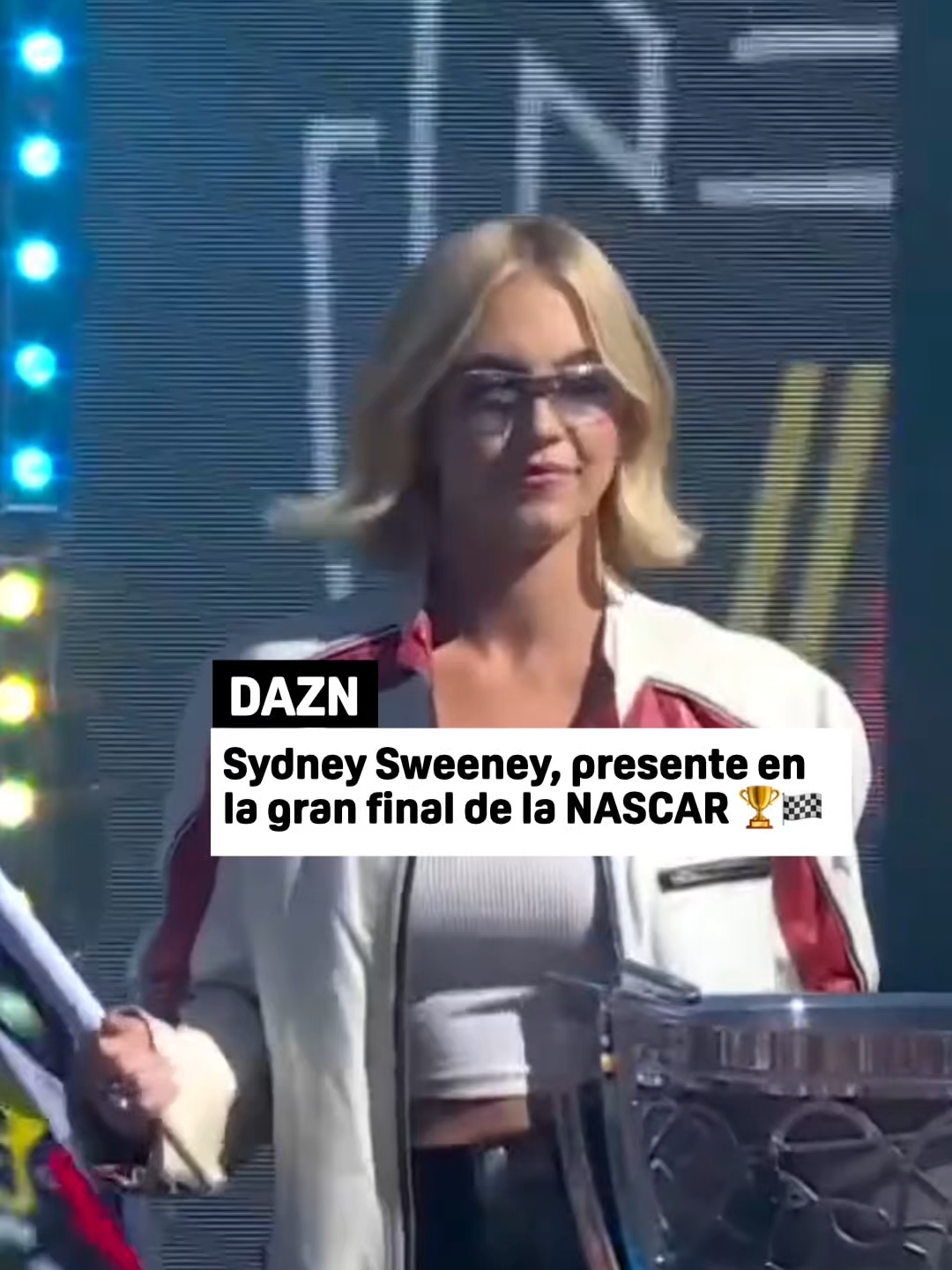 Sydney Sweeney se viene a la gran final de la NASCAR 🙌 Abanderada y maestra de ceremonias en la batalla a 4 por el título 😍 #Championship4 #NASCARenDAZN #SydneySweeny #deportesentiktok