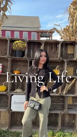 Closing out the last year of my mid 20s 😩✨ 26 is approaching and honestly… I’m so proud of the woman I’m becoming. My taste has evolved, my habits have shifted, and I’ve invested in ME. Letting God guide me, choosing wisdom over impulse, and embracing the beauty of growth