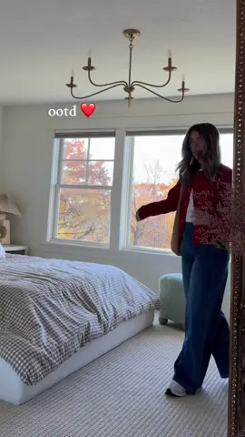 Shop everything above! Sweater & bag from gap, pants from Halara ❤️ #OOTD #fallstyle 