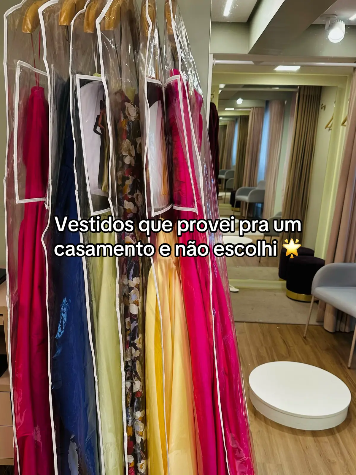 Vestidos que provei pra um casamento e não escolhi 🤍🌟 todos @BIA #vestidos #vestidocasamento #casamento #vestidosdefesta #vestidosdegala 