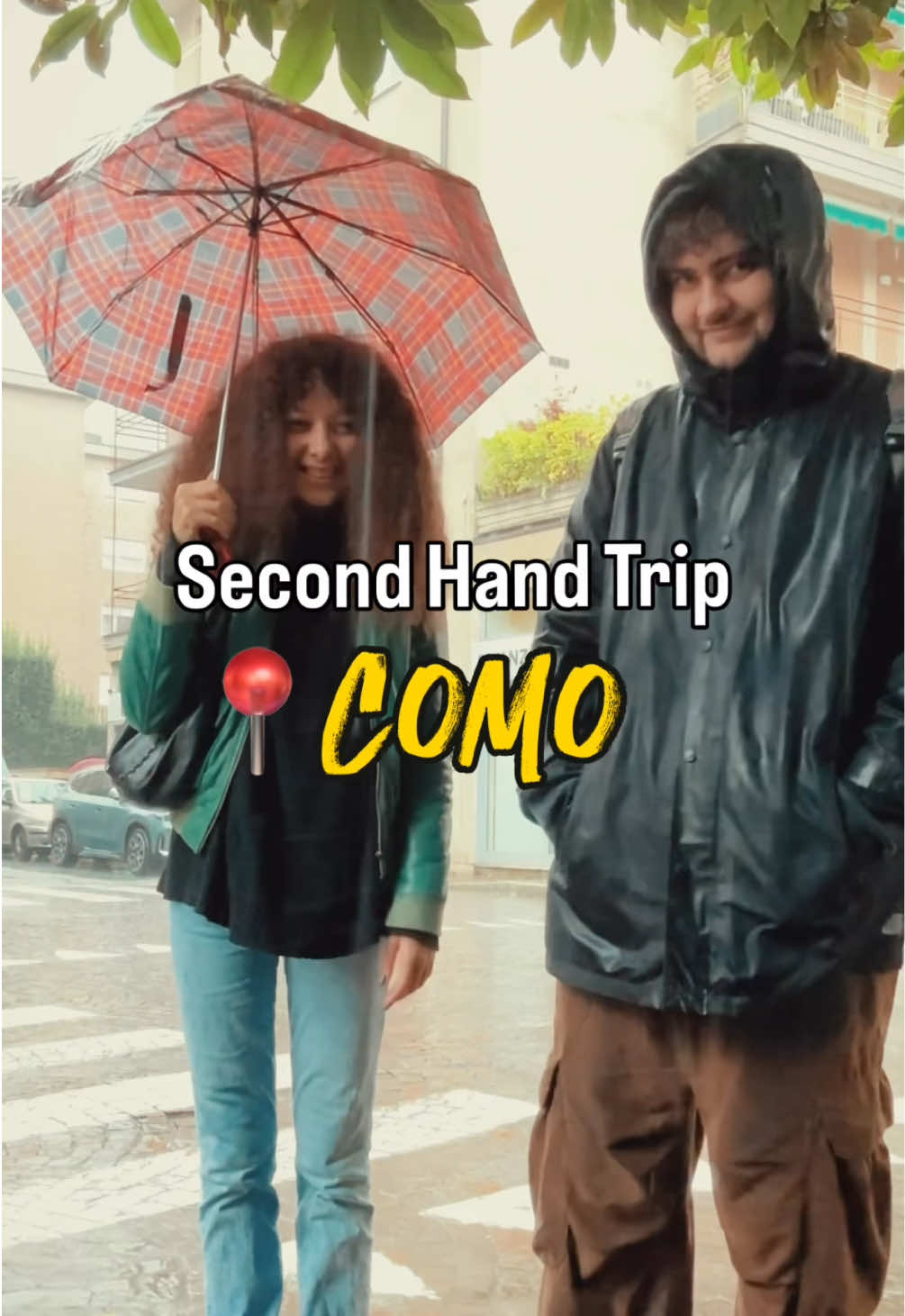 As always, nu pot să călătoresc fără nu să-mi bag nasul în SH-uri.😼✨💅🏼 Din arhiva de anul trecut cu domnul @radupiratul 🫶🏼 #SecondHand #Thrift #Thrifting #SecondHandItaly