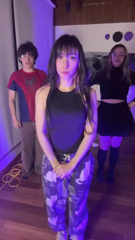 🔥  #coreografia #emetsuki #emikukis #glogloking #baile  @Emikukis @GlogloKing 