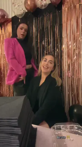 0 vidéos qualitatives mais juste de l’amour et des rires 🩷 #bestie #birthday @Sosotte🧸 