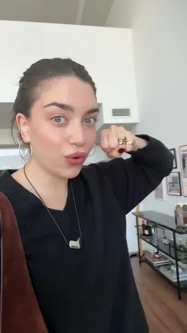 Spoiler alert: I had a great time #earthsigns #introvertedextrovert #gooutside #solodate 