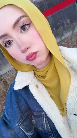 This hijab colour>