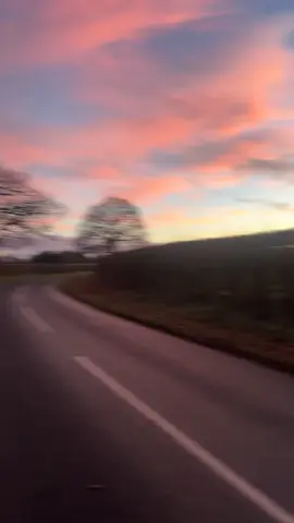 الله يلعن ابوك قرية 