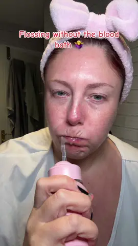 💁‍♀️If like me and flossing just makes your gums bleed then you need to try this water flosser from @Whites Beaconsfield Flossing without the blood bath 🥰 #tiktokmademebuyit #blackfriday #waterflosser #whitesbeaconsfield #teethcare 