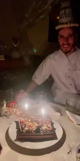 يان واس افجيجن شكرا اكولو ميكان السباب ❤️🎉