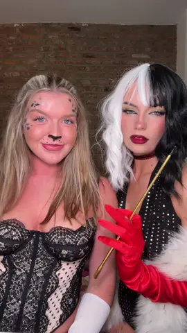 i live for fur🤭🐩❤️ #cruella #halloween #fyp @Regan 