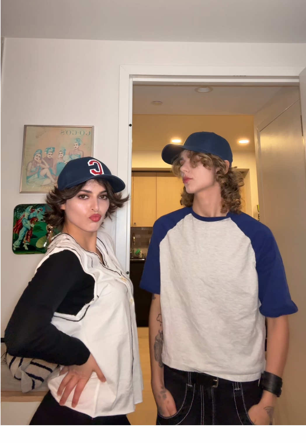 Def lesbians in the movie 2 #wlw #halloween @isabellagraziadei 