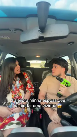 E vocês, ajudaria a vizinha? 👀😂 #casaltiktok #casal #namoro #humor #viral 
