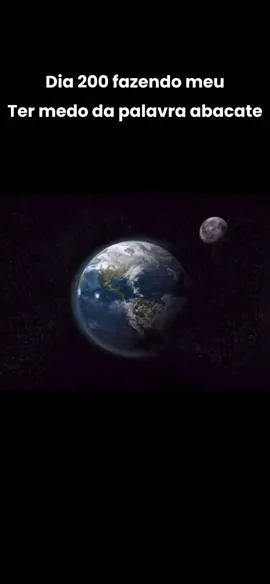#CapCut dia 200 fazendo meu amigo ter medo da palavra abacate. #abacate #meme #planeta #espace