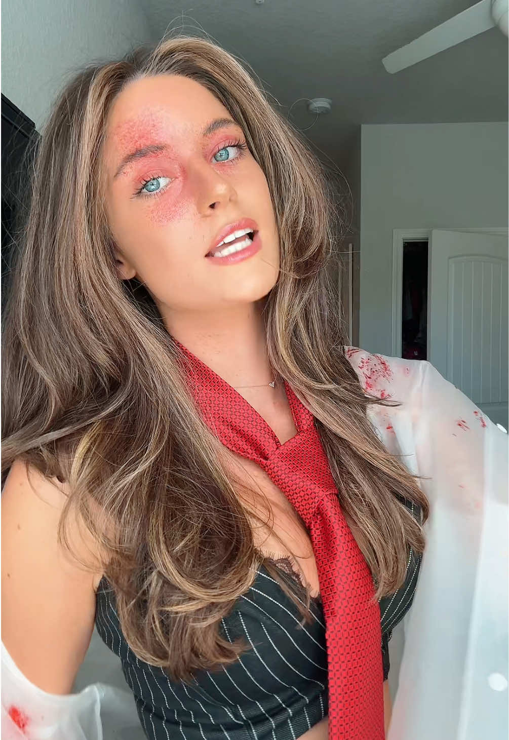 Last one I swear #halloween #costume #americanpsycho #insane 