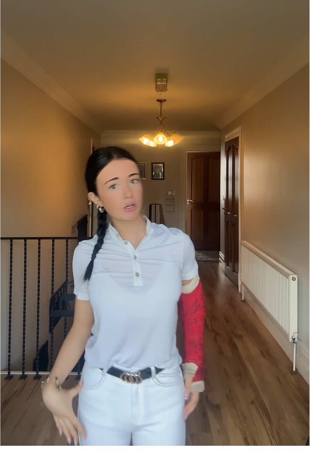 yer bird still rides w a cast #kilfianhunt#crippled  