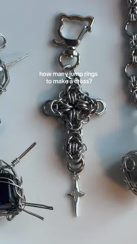 making a cross keychain with how many rings???  #jewelry #chainmaille #art 