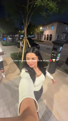 Come on date night with us in Miami✨⭐️ #datenightideas #datenight #couplestiktok #tiktokcouples #datenightidea 
