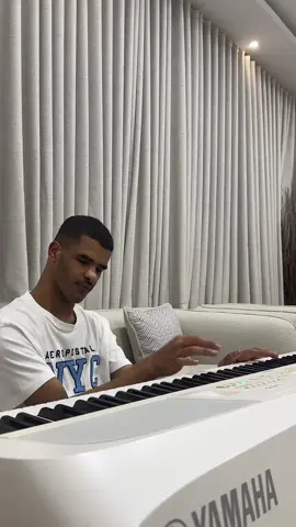 انا الي يكره النسيان 🎼 #نوال #ذبحني_الشوق #fyp #explorer 