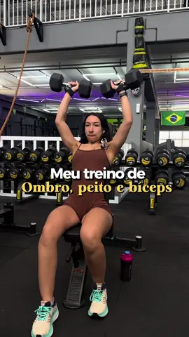 Treino feminino de ombro, peito e bíceps✨🤌🏻 Look: nos comentários  #musculação #treinofeminino #gymgirl #deltoides #Capcut 
