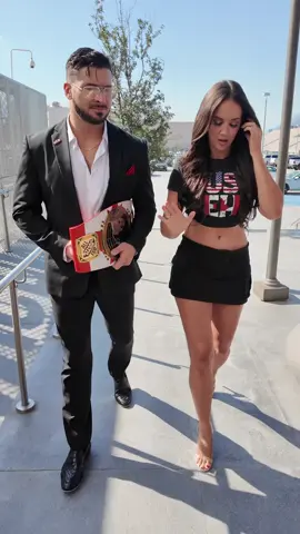 Chelsea Green y Ethan Page ya están en MTY 🤠 ¡Showcenter!  🙌🏻