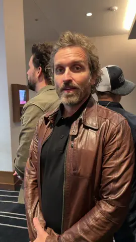 😎 #loudenswain #spnfamily #supernatural #spncons @Louden Swain 