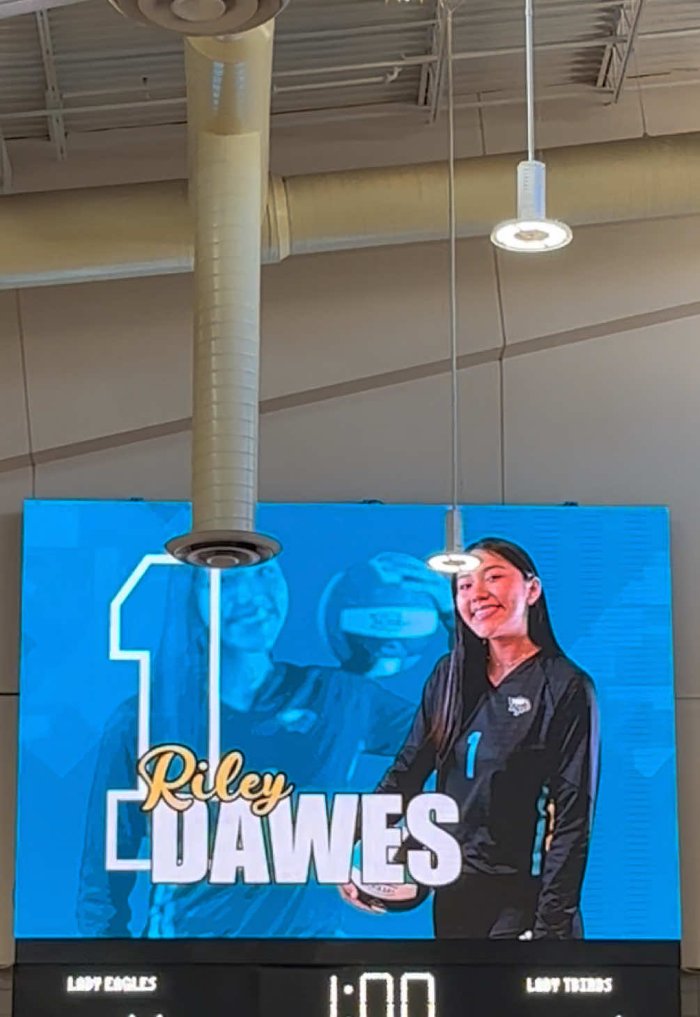 Some of @ril3yyyyy2.0 hits against Zuni & Wingate. #NavajoPrep #volleyball #outsidehitter 