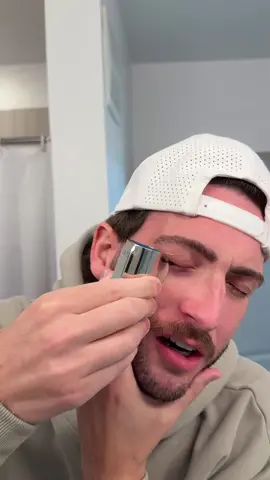 Harry’s Cooling Eye Kit #harrys #coolingeyekit #puffyeyes #skincare 