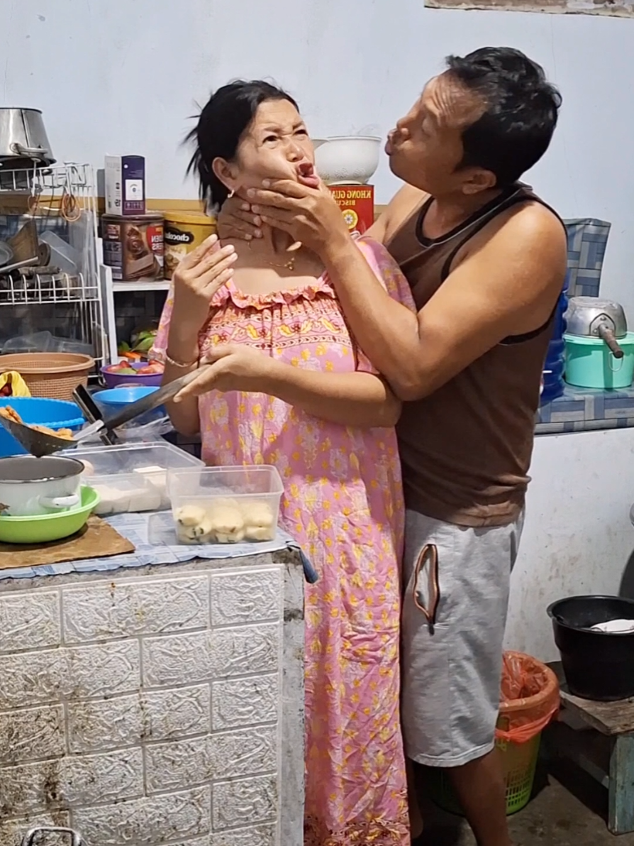 Bikin Es Mosi ya kamu